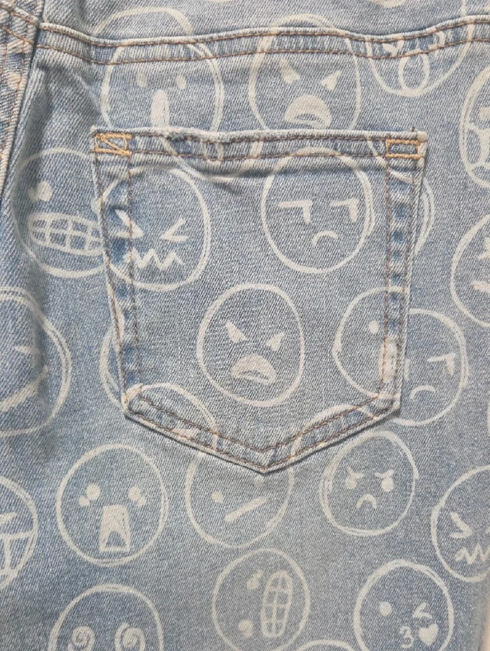 GEMMA RAE EMOJI HIGH RISE DISTRESSED JEANS